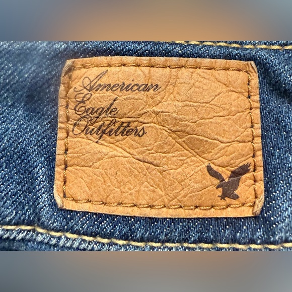 American Eagle Favorite Boyfriend Jeans Size 8 Regular Stretch Dark Wash - Picture 8 of 10